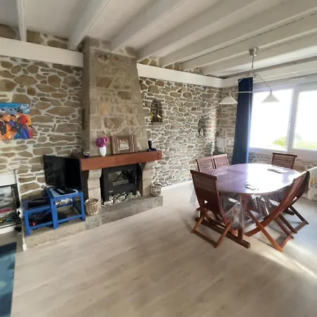 Jolie Maison Avec Vue Imprenable Proche
